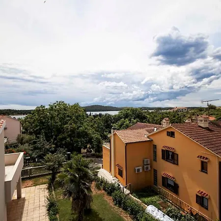 Apartment 32 Medulin